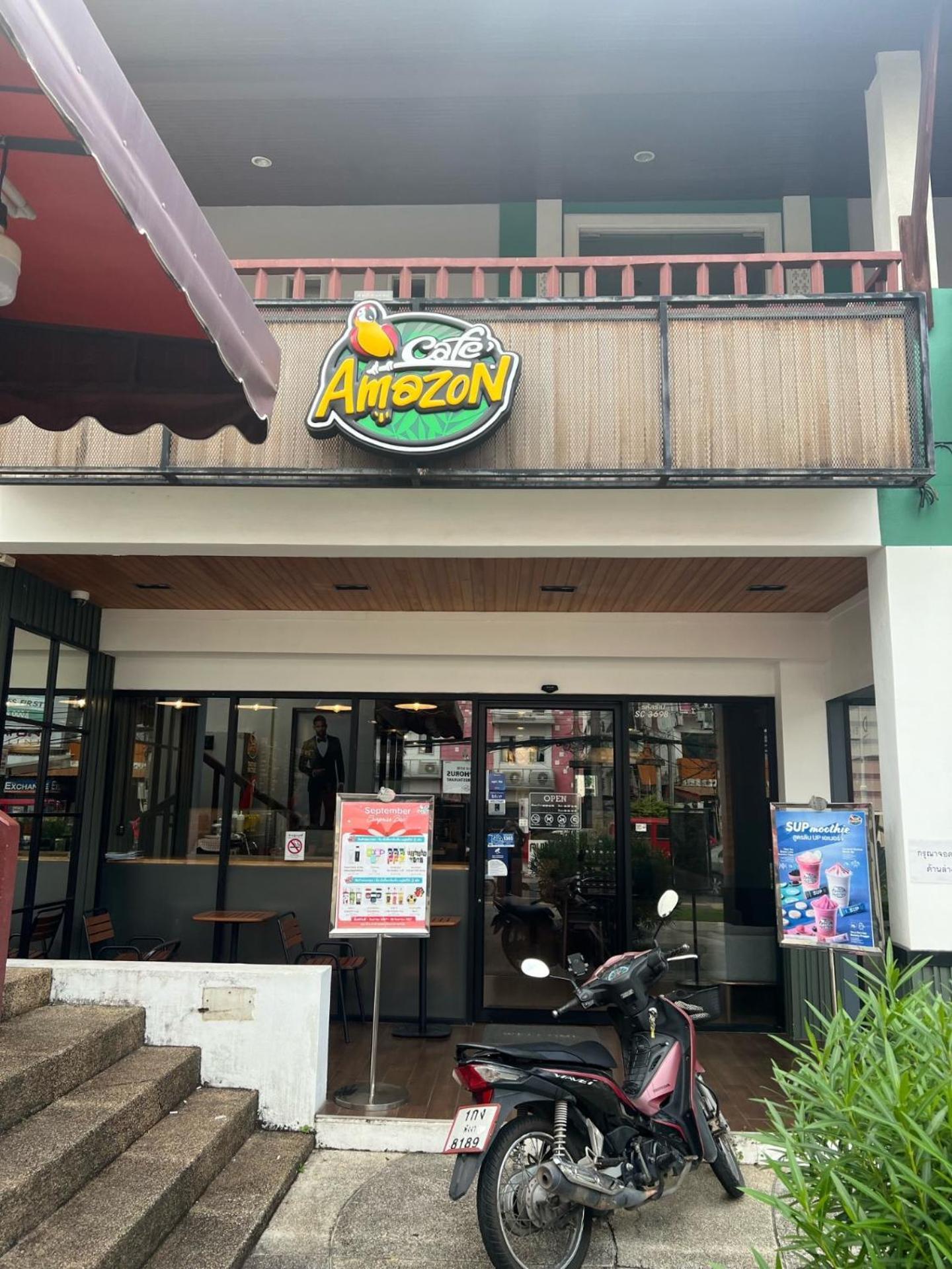 Private Modern Apartments By Patong Vacation Rentals Located In The Heart Of Patong, Walking Distance To The Beach, Kitchen, Private Bathroom, Seating Area, 65" Smart Tv With Free Wifi エクステリア 写真